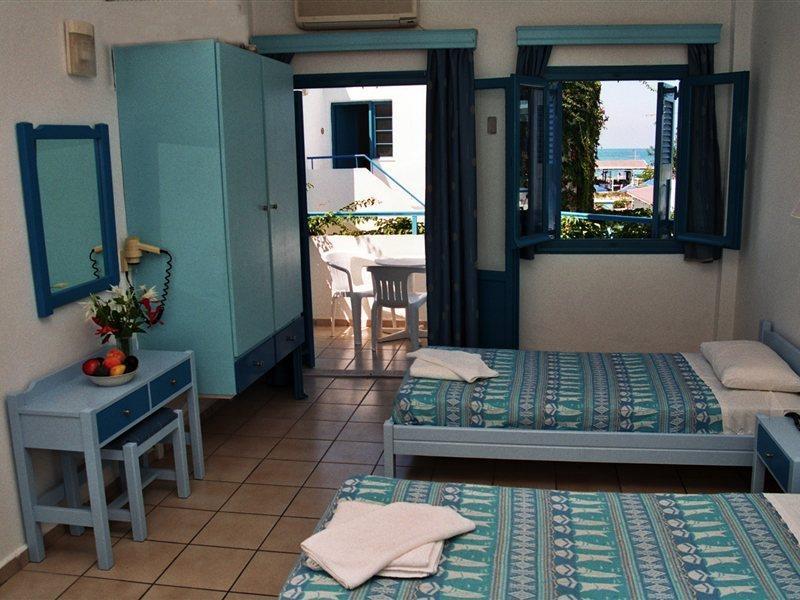 بلاتانيز Galeana Beach Hotel المظهر الخارجي الصورة