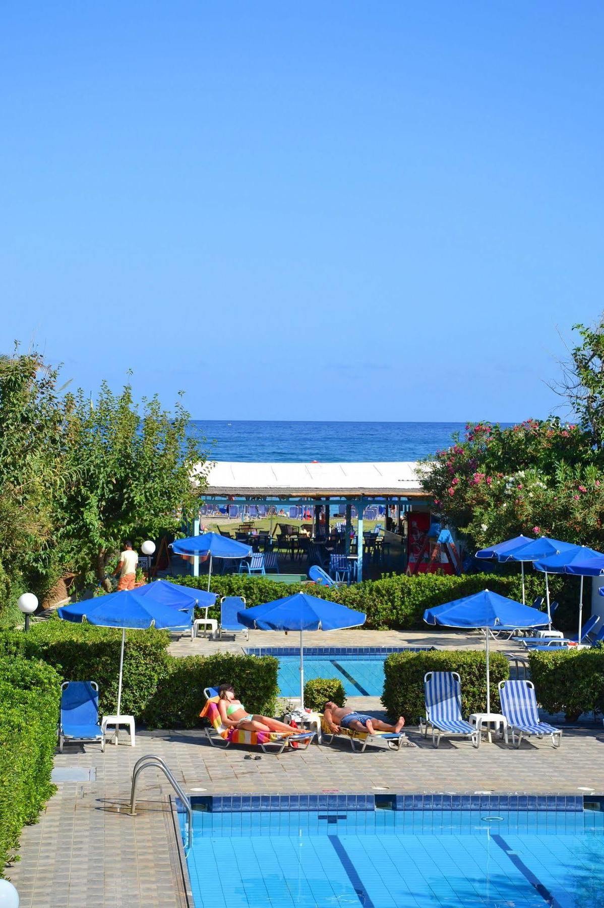 بلاتانيز Galeana Beach Hotel المظهر الخارجي الصورة